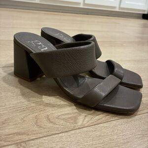 NEW Pedro Garcia Women’s Isela Heeled Sandal Leather Brown Size 38/8 US